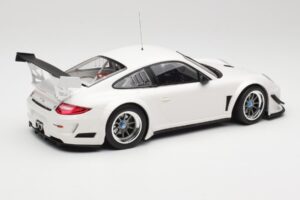 Porsche 911 997 GT3 R Street Blanco Minichamps 1:18 151108900 Metal - imagen 2 de 6