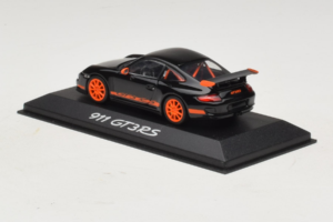 Porsche 911 997 GT3 RS Negro Naranja Minichamps 1:43 WAP02012817 Metal - imagen 3 de 4