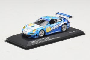 Porsche 911 GT3 RSR #70 H. Felbermayr / H. Felbermayr Jr. Felbermayr-Proton 24 Hours of Le Mans 2009 Minichamps 1:43 40009697 - imagen 2 de 4