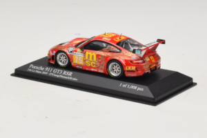 Porsche 911 997 GT3 RSR #75 O. Young / P. Hesnault 24 Hours of Le Mans 2009 Minichamps 1:43 400096975 Metal - imagen 3 de 4
