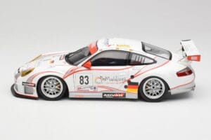 Porsche 911 997 GT3 RSR #83 Team Seikel L. Nielsen / M. Ehret / D. Farnbacher 24 Hours of Le Mans 2006 Minichamps 1:18 100066 - imagen 4 de 8