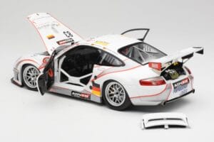 Porsche 911 997 GT3 RSR #83 Team Seikel L. Nielsen / M. Ehret / D. Farnbacher 24 Hours of Le Mans 2006 Minichamps 1:18 100066 - imagen 5 de 8
