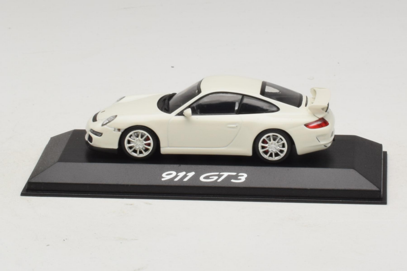 Porsche 911 997 GT3 Blanco Minichamps 1:43 WAP02012016 Metal
