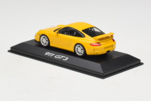 Porsche 911 997 GT3 Amarillo Minichamps 1:43 WAP02012116 Metal - imagen 3 de 4