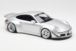 Porsche 911 997 RWB Abu Dhabi IXO 1:18 18CMC166 Metal - imagen 4 de 6