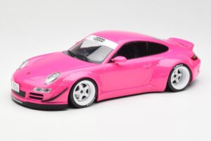 Porsche 911 997 RWB Rosa IXO 1:18 18CMC167 Metal