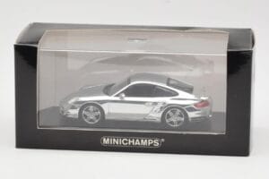 Porsche 911 997 Turbo Chrome Silver Minichamps 1:43 WAP02060816-R Metal - imagen 5 de 5