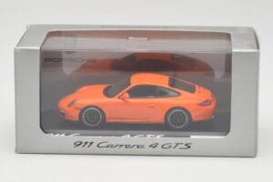 Porsche 911 997.2 Carrera 4 GTS Naranja Minichamps 1:43 WAP0201140C Metal - imagen 4 de 4