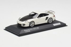 Porsche 911 997.2 GT2 RS Blanco con Llantas Plateadas Minichamps 1:43 400069405 Metal - imagen 2 de 4