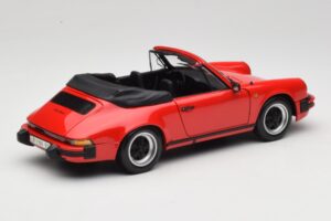 Porsche 911 SC Descapotable Rojo Minichamps 1:18 100063030 Metal - imagen 3 de 8