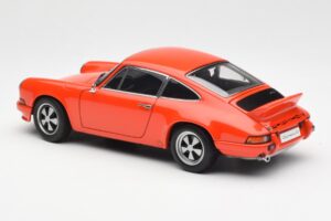 Porsche 911 Carrera RS 2.7 Naranja AUTOart 1:18 78057 Metal - imagen 7 de 8