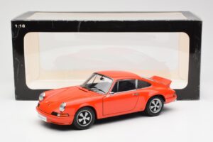 Porsche 911 Carrera RS 2.7 Naranja AUTOart 1:18 78057 Metal - imagen 8 de 8