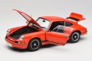 Porsche 911 Carrera RS 2.7 Naranja & Franjas Negras AUTOart 1:18 78054 Metal - imagen 2 de 8