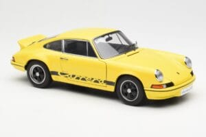 Porsche 911 Carrera RS 2.7 Amarillo AUTOart 1:18 78053 Metal - imagen 6 de 8