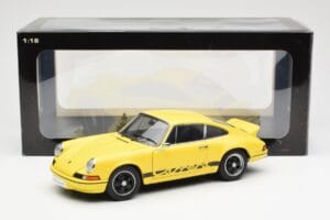 Porsche 911 Carrera RS 2.7 Amarillo AUTOart 1:18 78053 Metal - imagen 8 de 8