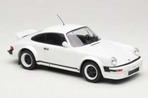 Porsche 911 SC GT Race Version IXO 1:18 18CMC007 Metal - imagen 4 de 6