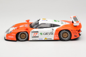 Porsche 911 GT1 Marlboro #17 E. Collard / M. Baldi FIA GT Championship 1997 UT Models 1:18 39722 Metal - imagen 4 de 8