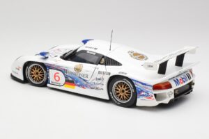 Porsche 911 GT1 #6 T. Boutsen / H-J. Stuck 1997 UT Models 1:18 39720 Metal - imagen 7 de 8