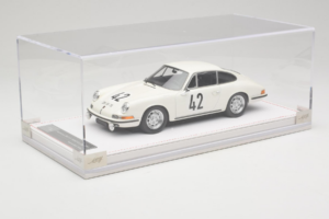 Porsche 911 S #42 R. Buchet / H. Linge Auguste Veuillet 24 Hours of Le Mans Class Winner 1967 IVY 1:18 REMC006 Resina - imagen 2 de 6
