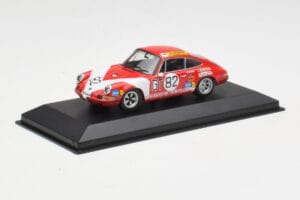 Porsche 911 S #82 Team Kremer Racing 1000km ADAC Neuhaus Class Winner 1971 Minichamps 1:43 400716882 Metal - imagen 2 de 4
