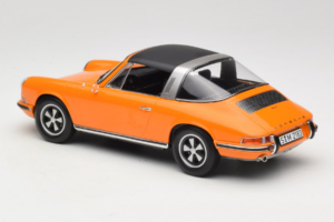 Porsche 911 T Targa Naranja Norev 1:18 187220 Metal - imagen 5 de 8