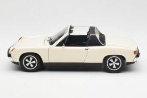 Porsche 914/6 Marfil Claro AUTOart 1:18 77933 Metal - imagen 4 de 8