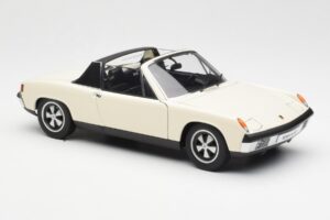 Porsche 914/6 Marfil Claro AUTOart 1:18 77933 Metal - imagen 6 de 8