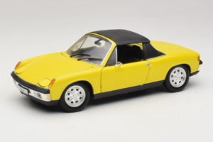 Porsche 914 Amarillo Revell 1:18 8976 Metal