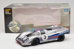 Porsche 917K #3 Martini V. Elford / G. van Lennep 12 Hours of Sebring Winner 1971 Eagles Race 1:18 905002 Metal - imagen 6 de 6