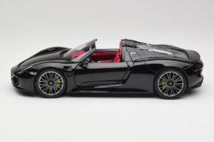 Porsche 918 Spyder Basalto Negro Metálico Minichamps 1:18 110062431 Metal - imagen 4 de 8