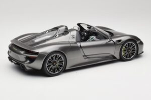 Porsche 918 Spyder Liquid Metal Plata Minichamps 1:18 110062430 Metal - imagen 3 de 8