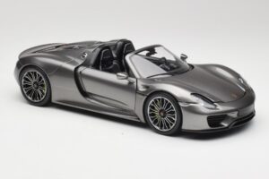 Porsche 918 Spyder Liquid Metal Plata Minichamps 1:18 110062430 Metal - imagen 6 de 8