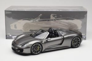 Porsche 918 Spyder Liquid Metal Plata Minichamps 1:18 110062430 Metal - imagen 8 de 8