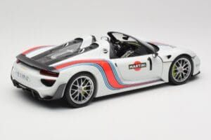 Porsche 918 Spyder Weissach Package Martini Minichamps 1:18 110062440 Metal - imagen 3 de 8