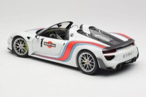 Porsche 918 Spyder Weissach Package Martini Minichamps 1:18 110062440 Metal - imagen 7 de 8