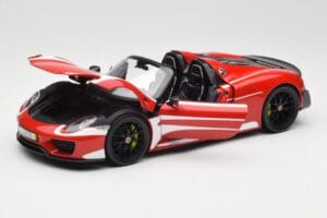 Porsche 918 Spyder Weissach Package Rojo & Rayas Blancas Minichamps 1:18 110062442 Metal - imagen 2 de 9