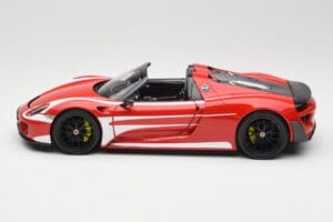 Porsche 918 Spyder Weissach Package Rojo & Rayas Blancas Minichamps 1:18 110062442 Metal - imagen 5 de 9