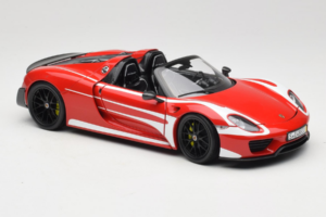 Porsche 918 Spyder Weissach Package Franjas Rojo Blanco Minichamps 1:18 110062442-O1 Metal - imagen 6 de 8