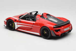 Porsche 918 Spyder Weissach Package Franjas Rojo Blanco Minichamps 1:18 110062442-O1 Metal - imagen 7 de 8
