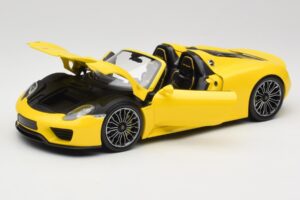 Porsche 918 Spyder Amarillo Minichamps 1:18 110062434 Metal - imagen 2 de 8