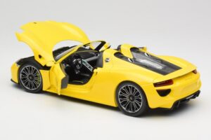 Porsche 918 Spyder Amarillo Minichamps 1:18 110062434 Metal - imagen 5 de 8