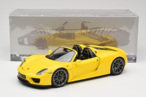 Porsche 918 Spyder Amarillo Minichamps 1:18 110062434 Metal - imagen 8 de 8