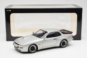Porsche 924 Carrera GT Diamond Plata AUTOart 1:18 78002 Metal - imagen 8 de 8