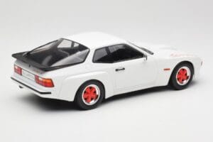 Porsche 924 Carrera GT Blanco & Llantas Rojas MCG 1:18 MCG18303 Metal - imagen 2 de 6