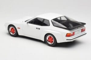 Porsche 924 Carrera GT Blanco & Llantas Rojas MCG 1:18 MCG18303 Metal - imagen 5 de 6