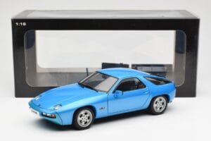 Porsche 928 Azul AUTOart 1:18 77901 Metal - imagen 8 de 8