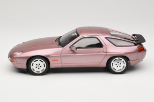 Porsche 928 S Cassis Red Metallic GT Spirit 1:18 GT524 Resina - imagen 3 de 6