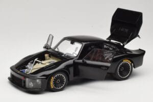 Porsche 935 Turbo Group 5 1976 Exoto 1:18 18101 Metal - imagen 2 de 8