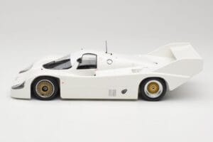 Porsche 956K Plain Body 1982 Minichamps 1:18 155826600 Metal - imagen 3 de 6