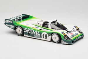 Porsche 956L #16 Skoal Bandit G. Edwards / D. Sears / M. Bleekemolen 24 Hours of Le Mans 1983 Minichamps 1:18 183836916 Metal - imagen 6 de 8
